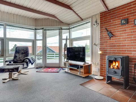 Holiday Home Guldborg - 400m to the inlet in SE Jutland by Interhome House in Sønderborg