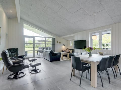 Holiday Home Gardi - 14km from the sea by Interhome House in Henne Kirkeby