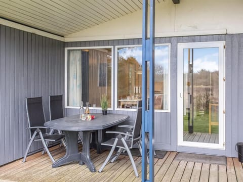 Holiday Home Gunvor - 1km from the sea in Western Jutland by Interhome House in Vejers