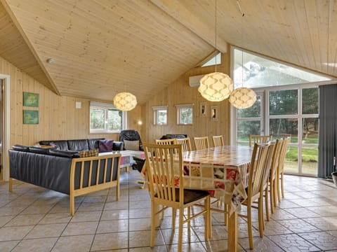 Holiday Home Tyki - 12km from the sea in Western Jutland by Interhome House in Henne Kirkeby