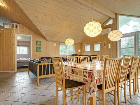 Holiday Home Tyki - 12km from the sea in Western Jutland by Interhome House in Henne Kirkeby