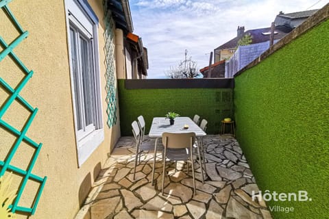 Patio, Balcony/Terrace, Dining area