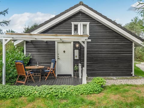 Holiday Home Fiallar - 7-5km from the sea in Djursland and Mols by Interhome House in Central Denmark Region