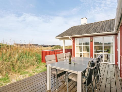 Holiday Home Iacobus - 400m from the sea in NW Jutland by Interhome House in Hirtshals