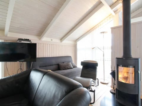 Holiday Home Sixten - 450m from the sea in NW Jutland by Interhome House in Hirtshals