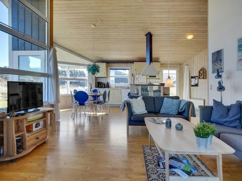 Holiday Home Zafirka - 300m from the sea in NW Jutland by Interhome House in Lønstrup