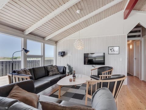 Holiday Home Randulf - 450m from the sea in NW Jutland by Interhome House in Hirtshals