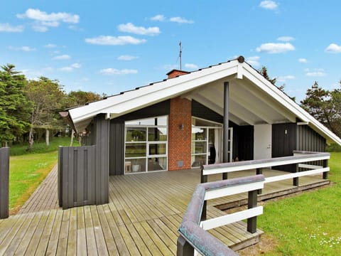 Holiday Home Andersen - 600m from the sea in NW Jutland by Interhome House in Hirtshals