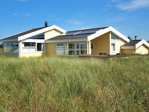 Holiday Home Thorir - 300m from the sea in NW Jutland by Interhome House in Hirtshals