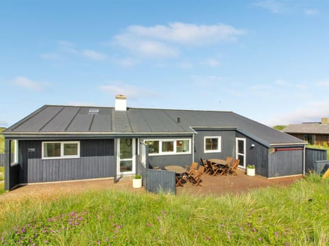 Holiday Home Edwin - 400m from the sea by Interhome House in Hirtshals