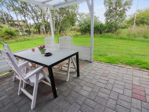 Holiday Home Hennrik - 500m from the sea in NE Jutland by Interhome House in Frederikshavn