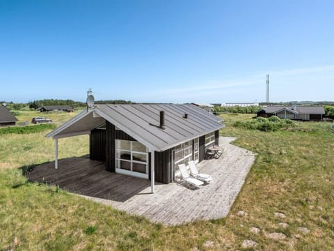 Holiday Home Sirkka - 700m from the sea in NW Jutland by Interhome House in Hirtshals