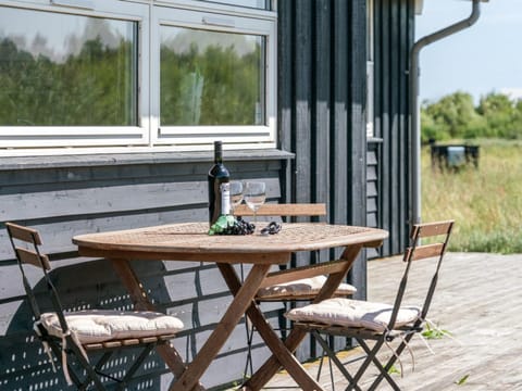 Holiday Home Sirkka - 700m from the sea in NW Jutland by Interhome House in Hirtshals