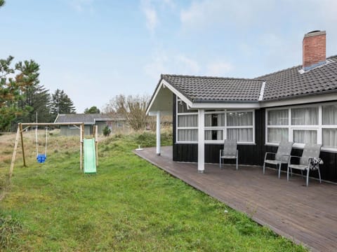 Holiday Home Carlina - 800m from the sea in NW Jutland by Interhome House in Hirtshals