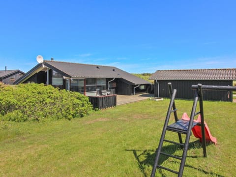 Holiday Home Gretha - 900m from the sea in NW Jutland by Interhome House in Hirtshals