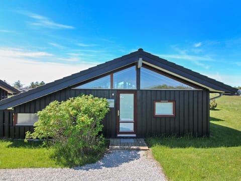 Holiday Home Gretha - 900m from the sea in NW Jutland by Interhome House in Hirtshals