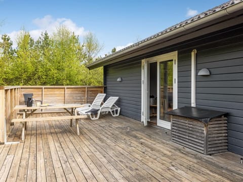 Holiday Home Ellie - 300m from the sea in NE Jutland by Interhome House in Västra Götaland County