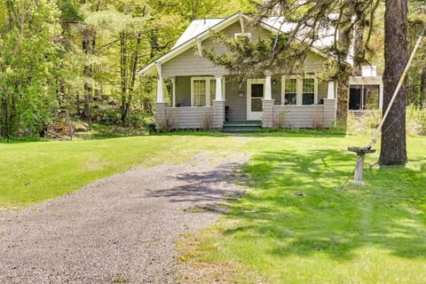 Forestport Home with Access to Otter Lake Maison in Webb