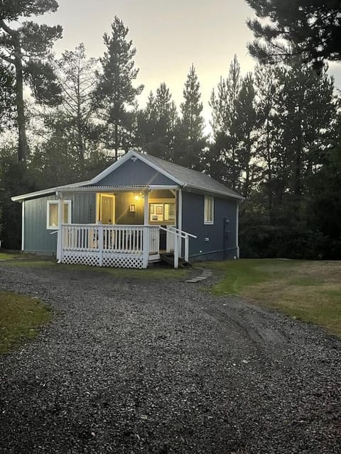 Our Cozy Getaway House in Ocean Park