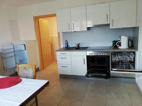 Ferienwohnungen Weishaupt Pfingstweider Straße 30 Apartment in Friedrichshafen