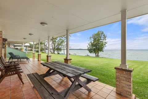 Island View by Experience Jervis Bay House in Saint Georges Basin