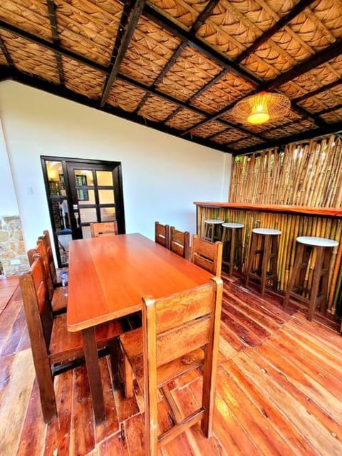 Cozy Cabin Casita Anahaw Villa in Tagaytay