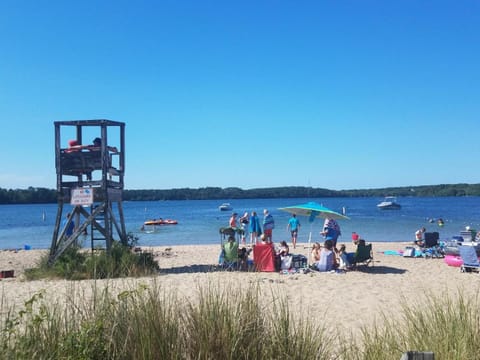 10 Seventh Street Harwich Cape Cod- -Cape Vista House in Brewster