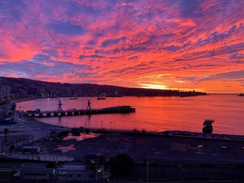 HOM I 2D2B Depto TOP1 Terraza con Vista al Mar Valparaíso 0308 Apartment in Valparaiso