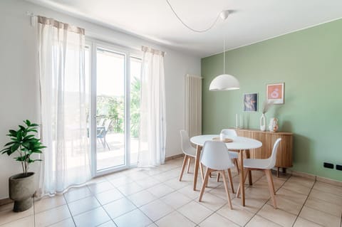 Casa Olivo by Quokka 360 - flat with sun terrace in Cernobbio Apartment in Cernobbio