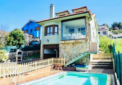 Balcony/Terrace, Swimming pool