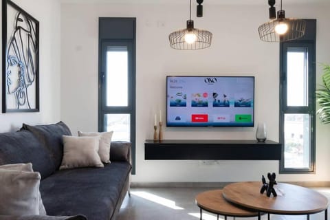 O&O Group - Luxury APT/3 BR/New Tower/Parking Wohnung in Tel Aviv District