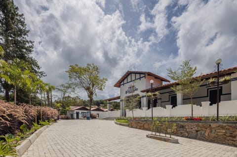 Property building, Balcony/Terrace