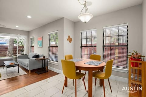 Gorgeous Home in Heart of Zilker with Full Kitchen Maison in Zilker