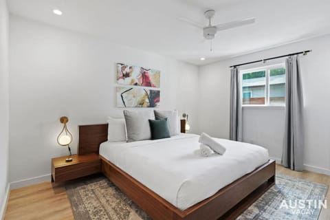 Insta-Ready Apartment in Barton Hills w King Bed Condominio in Zilker