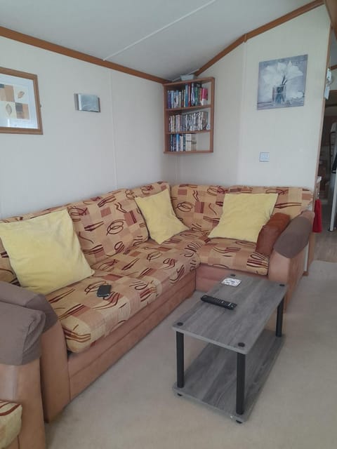 Millfield caravan site, caravan L6 House in Ingoldmells