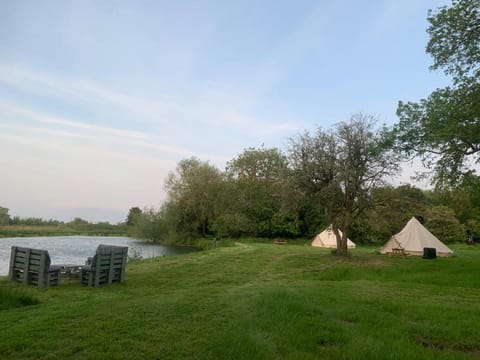 Camping By The River Campground/ 
RV Resort in South Oxfordshire District