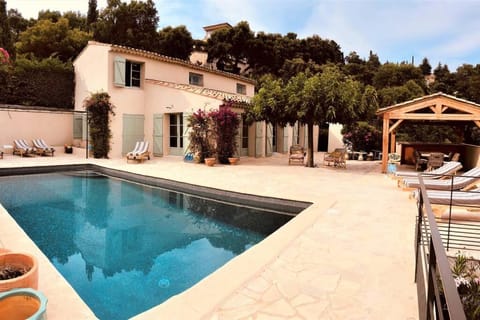 Villa Ty Bonheurs Les Issambres vue mer magnifique Villa in Roquebrune-sur-Argens