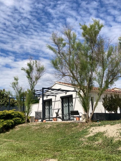 Bienvenue à La Petite Virette House in Saint-Remy-de-Provence