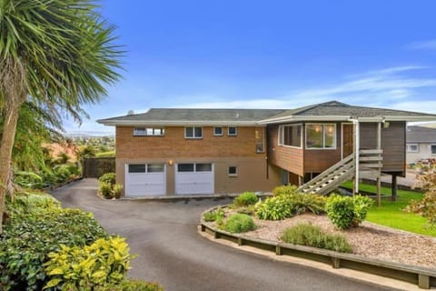 Aww Sheep-Uninterrupted Panoramic View with Spa House in Rotorua