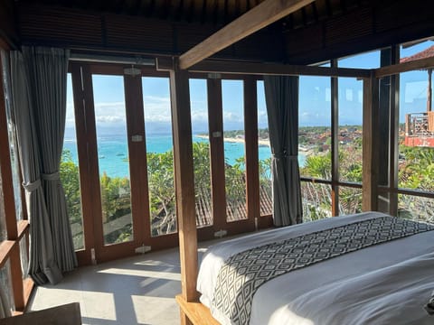 Lembongan Lux Villas Hotel in Nusapenida