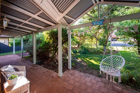 Patio, Spring, Day, Garden, View (from property/room), Balcony/Terrace, Seating area, Garden view