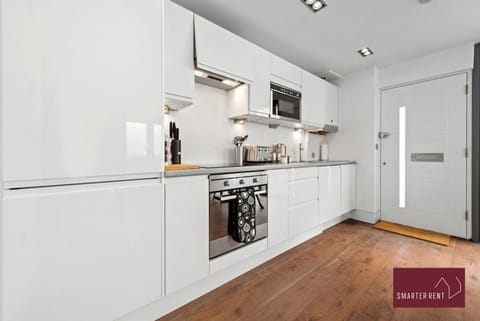 Richmond - 1 Bedroom Apartment - With Garden Appartamento in Brentford
