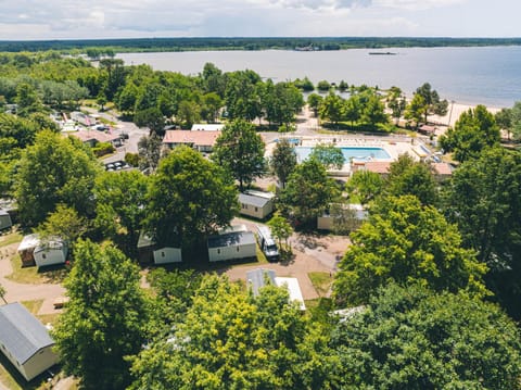 Bird's eye view, Swimming pool