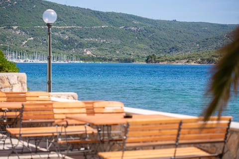 Natural landscape, Balcony/Terrace, Sea view