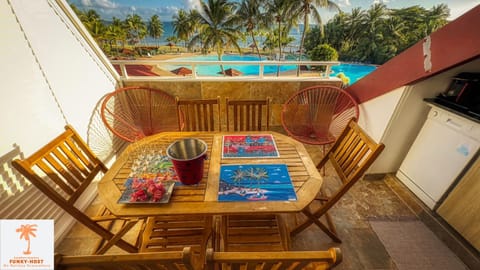 Ti Kaz Funky Host -T3 vue mer prémium 3 étoiles - Village vacances Sainte Anne Guadeloupe Condominio in Sainte-Anne