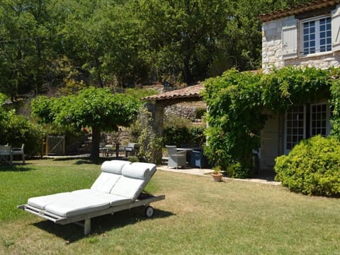 Beautiful holiday home with garden House in Fayence