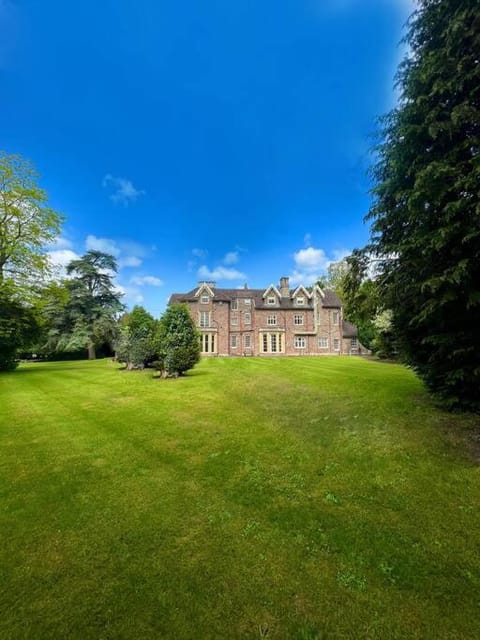 The Beeches - Entire Mansion Villa in Bristol