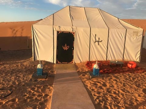 Camp birds traquets of SaharaProject house mars six doors Campground/ 
RV Resort in Marrakesh