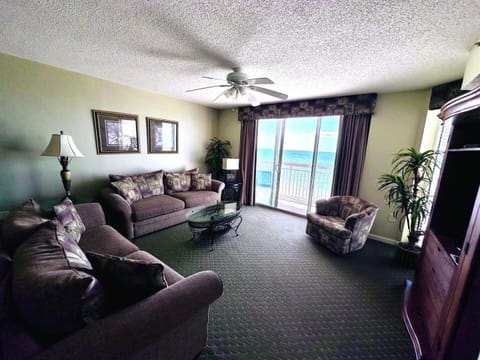 Crescent Shores N 1204 condo Apartment in Crescent Beach