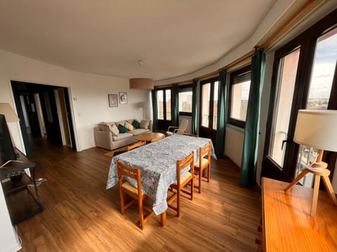 Appartement lumineux centre ville Apartment in Centre-Val de Loire